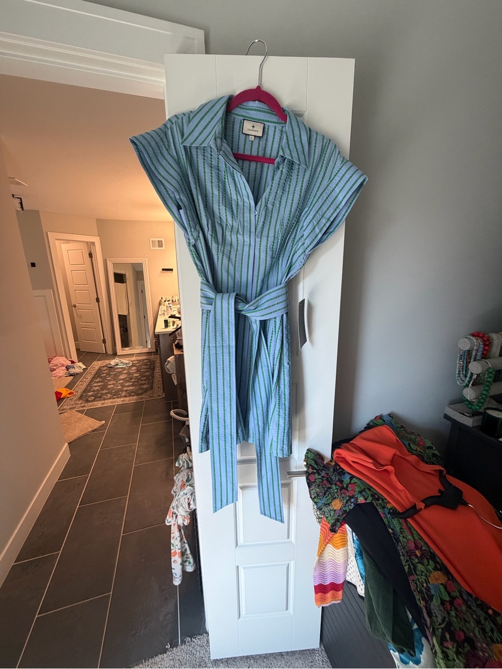 Tuckernuck Blue and Green Striped Short-Sleeve Button-Down Shirt with Waist Tie